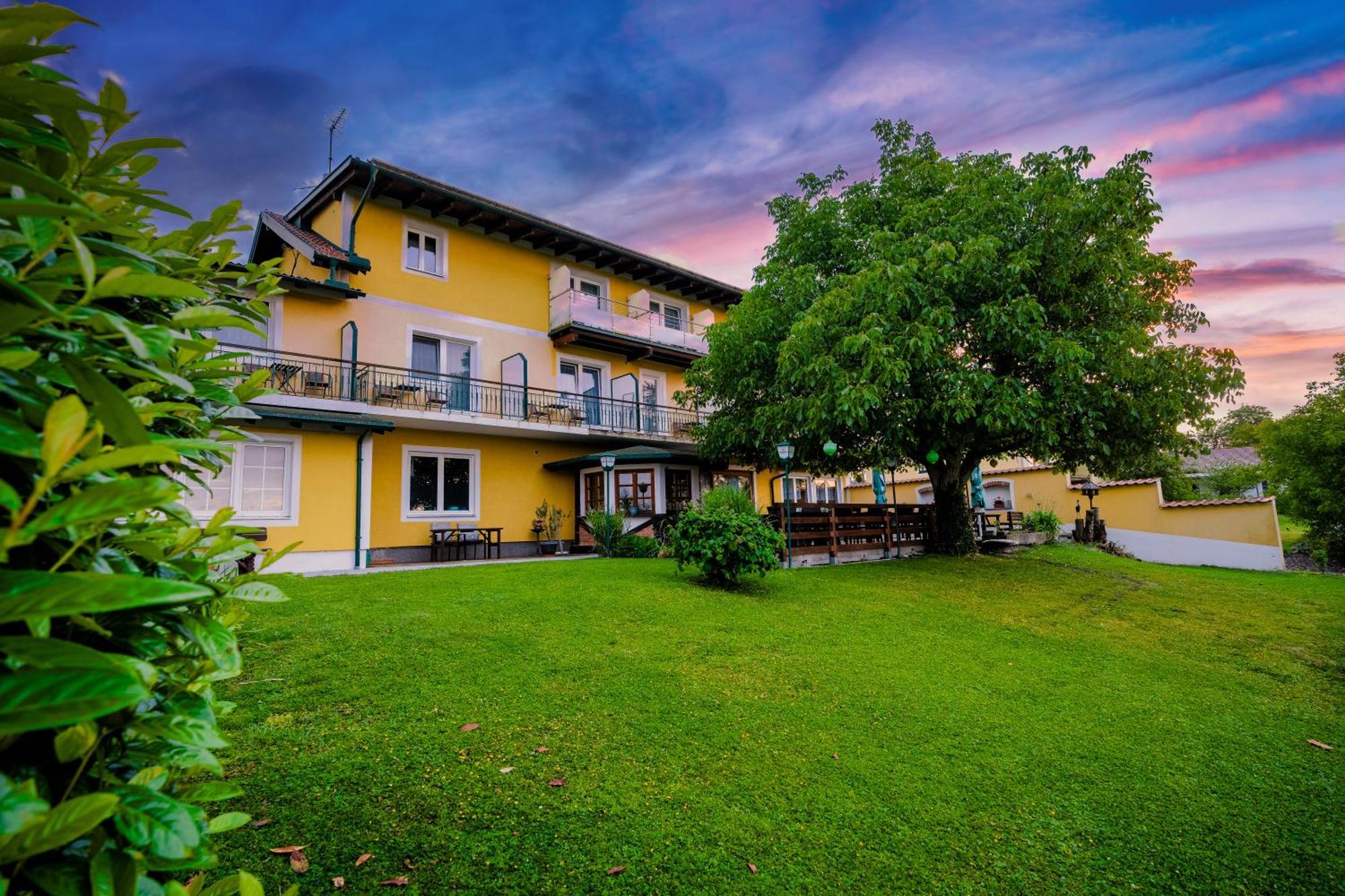 Pension Baumgartner-Berghof Obernberg am Inn Экстерьер фото